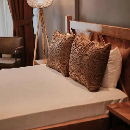 Zengin Hotel Istanboel