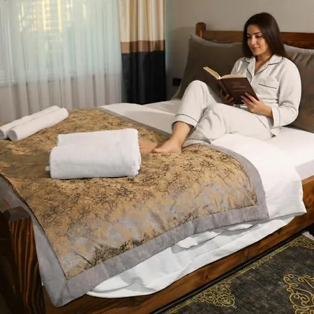 Zengin Hotel 3*