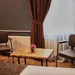 Zengin 3*