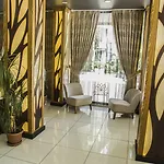 Zengin Szálloda